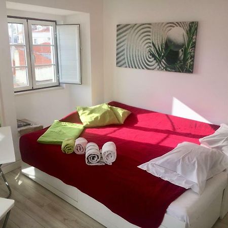 Pequeno Hostel Studio Lisboa Εξωτερικό φωτογραφία